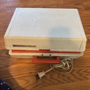 Vintage GE Portable Turntable – As-Is / Parts – Broken Needle